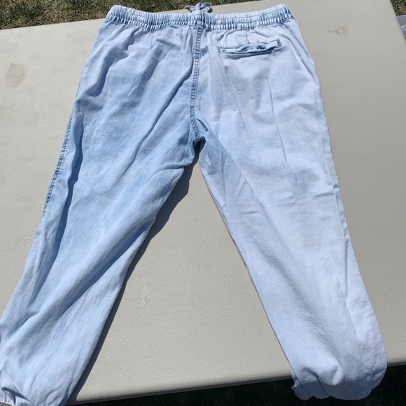 Pants - Picture 2 of 3